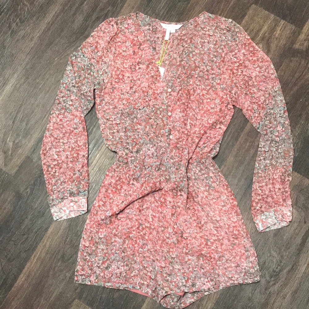 ๐ซ SOLD ON MERCARI ๐ซ - Picture 3 of 6